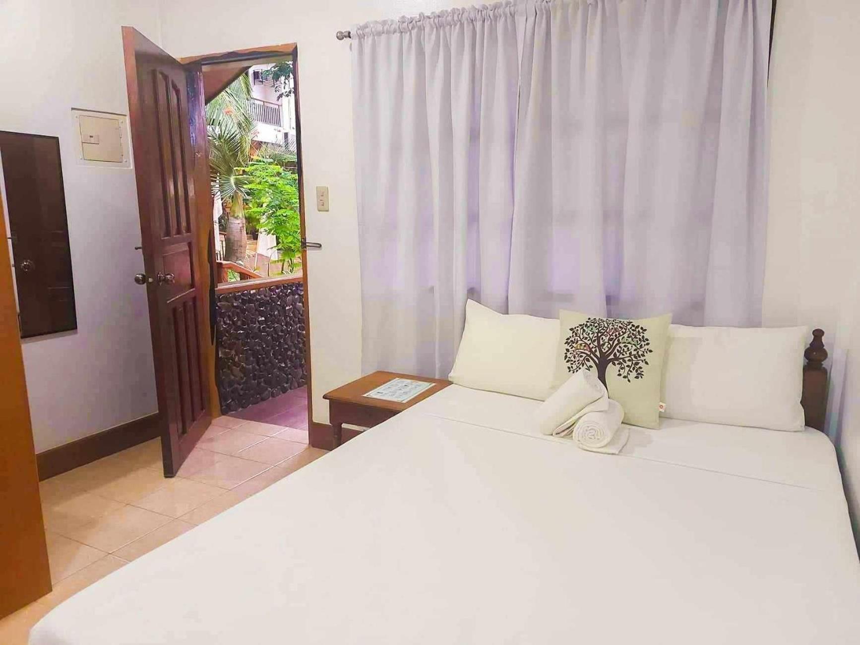 Jurias Garden Hotel El Nido Exterior foto
